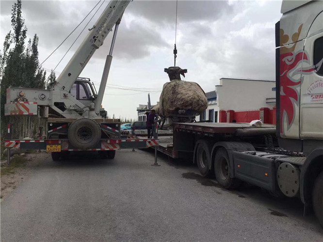 罗山县狭窄场地（如小区、车间）适合用哪种吊车？